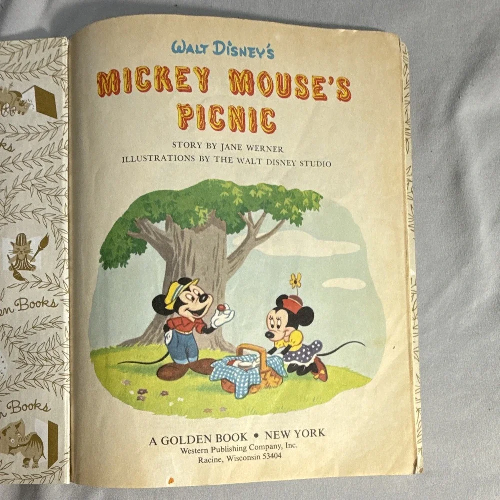 Little Golden Book Disney Lot: Aladdin, The Lion King, Mickey Mouse (1992/1994)